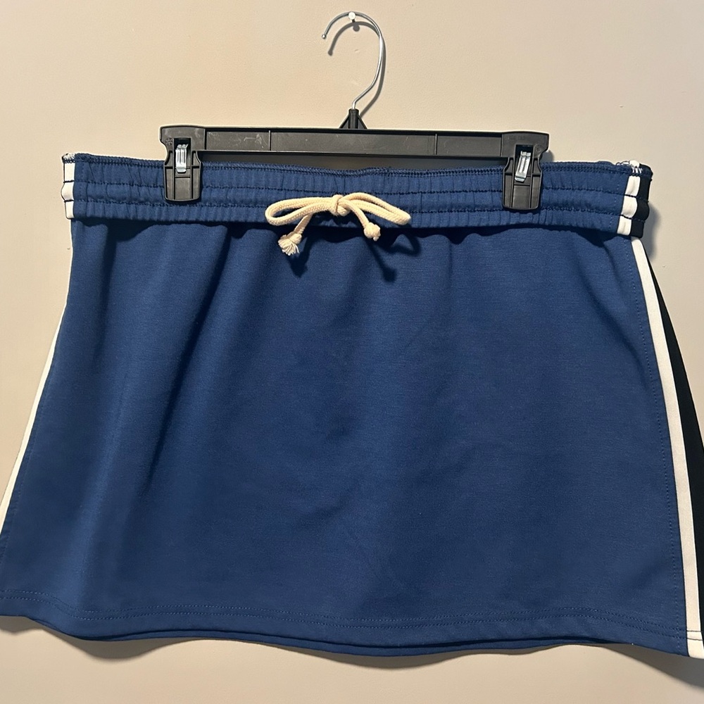 American Eagle Outfitters Mini Sweatskirt